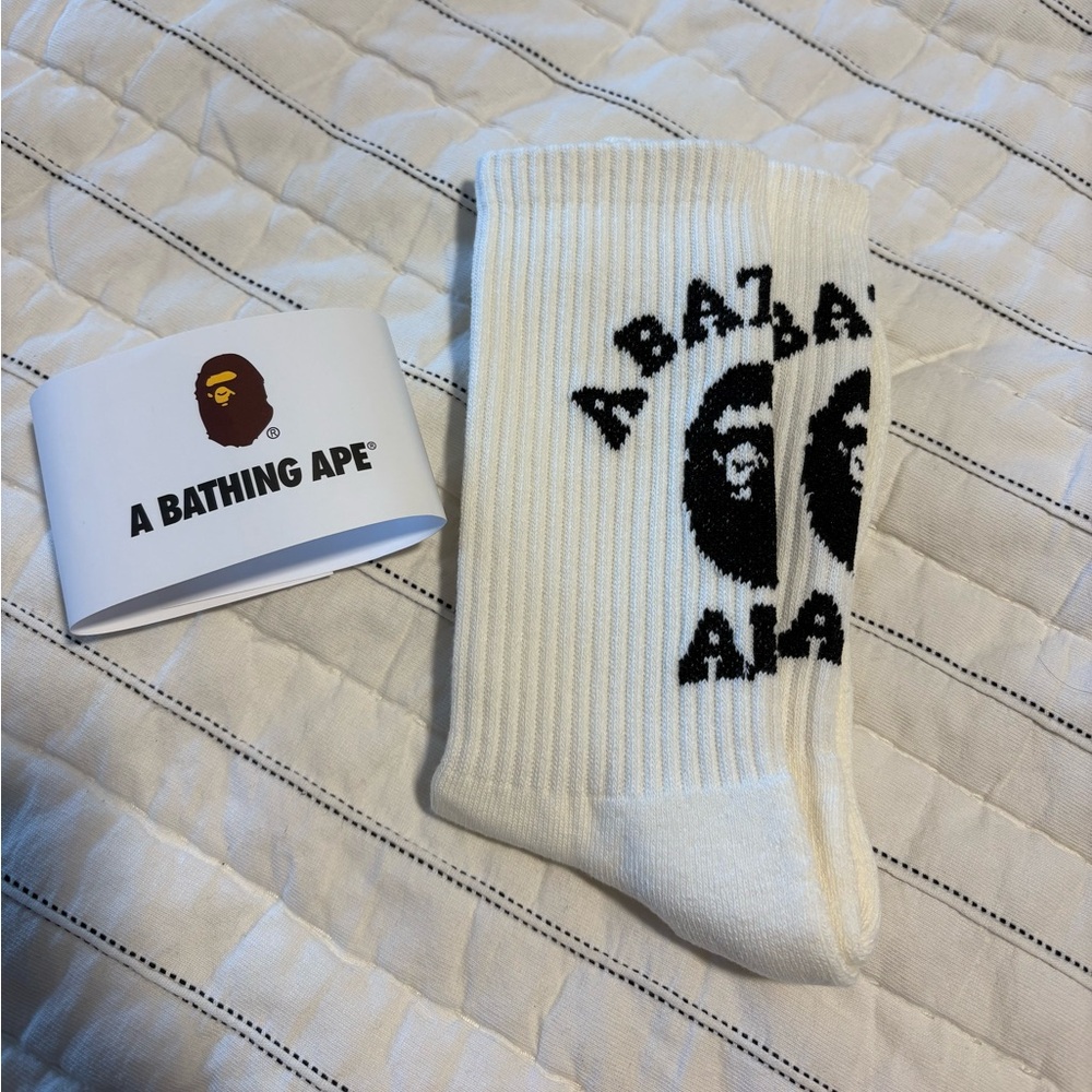 BAPE Crew Socks - Picture 2 of 2